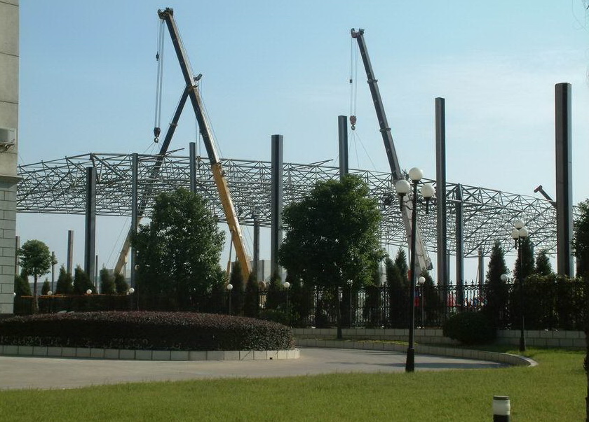 宿迁加油站罩棚网架